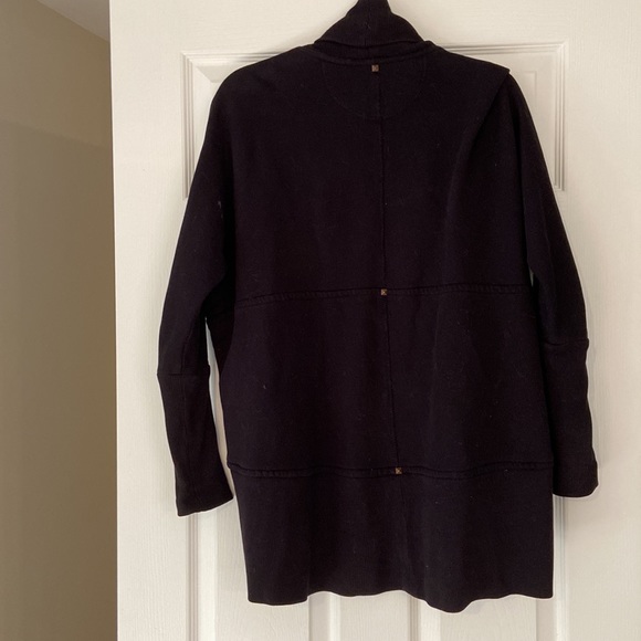 Aritzia Wilfred Black Sweater - Picture 3 of 3